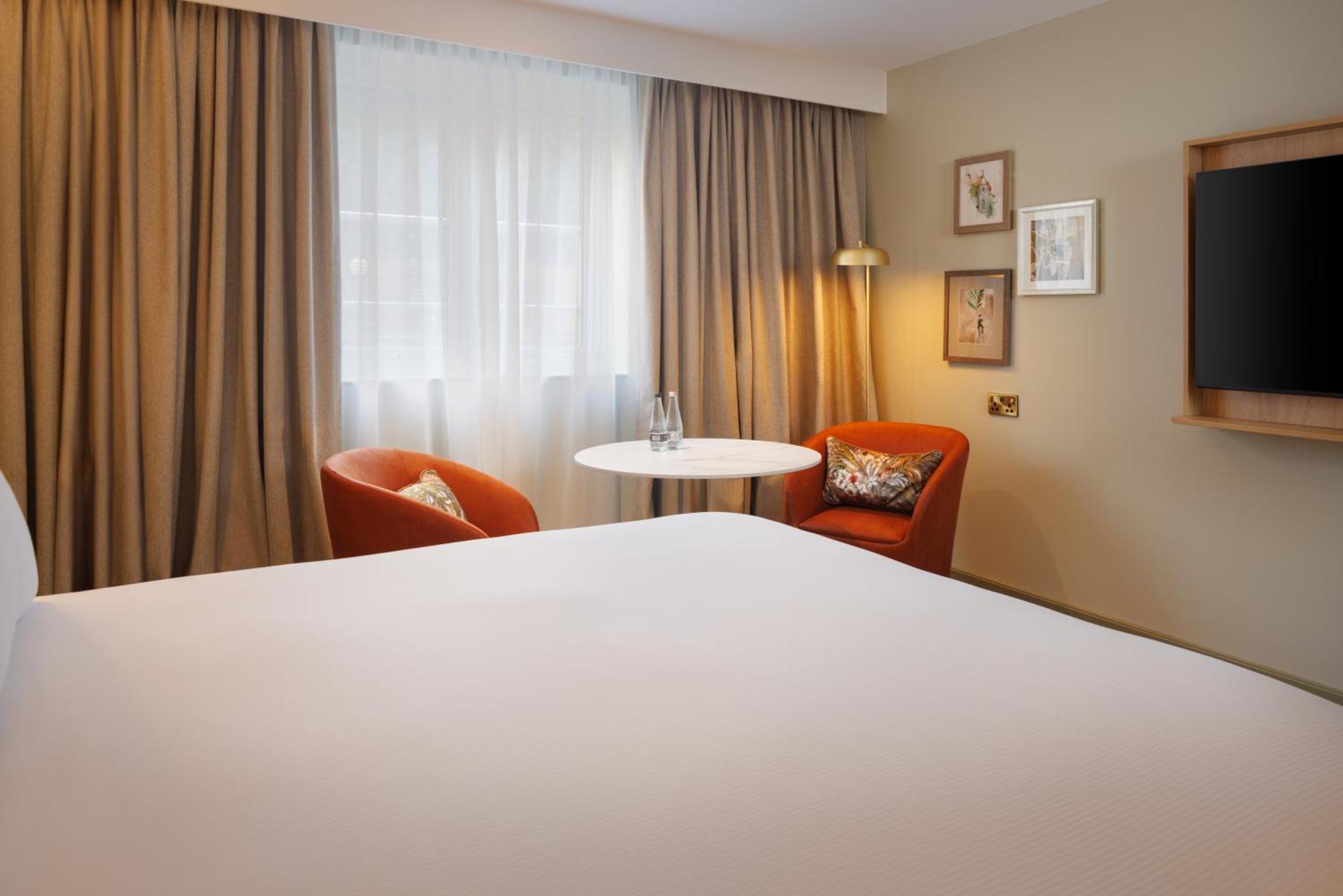 Отель Doubletree By Hilton Bristol North Экстерьер фото