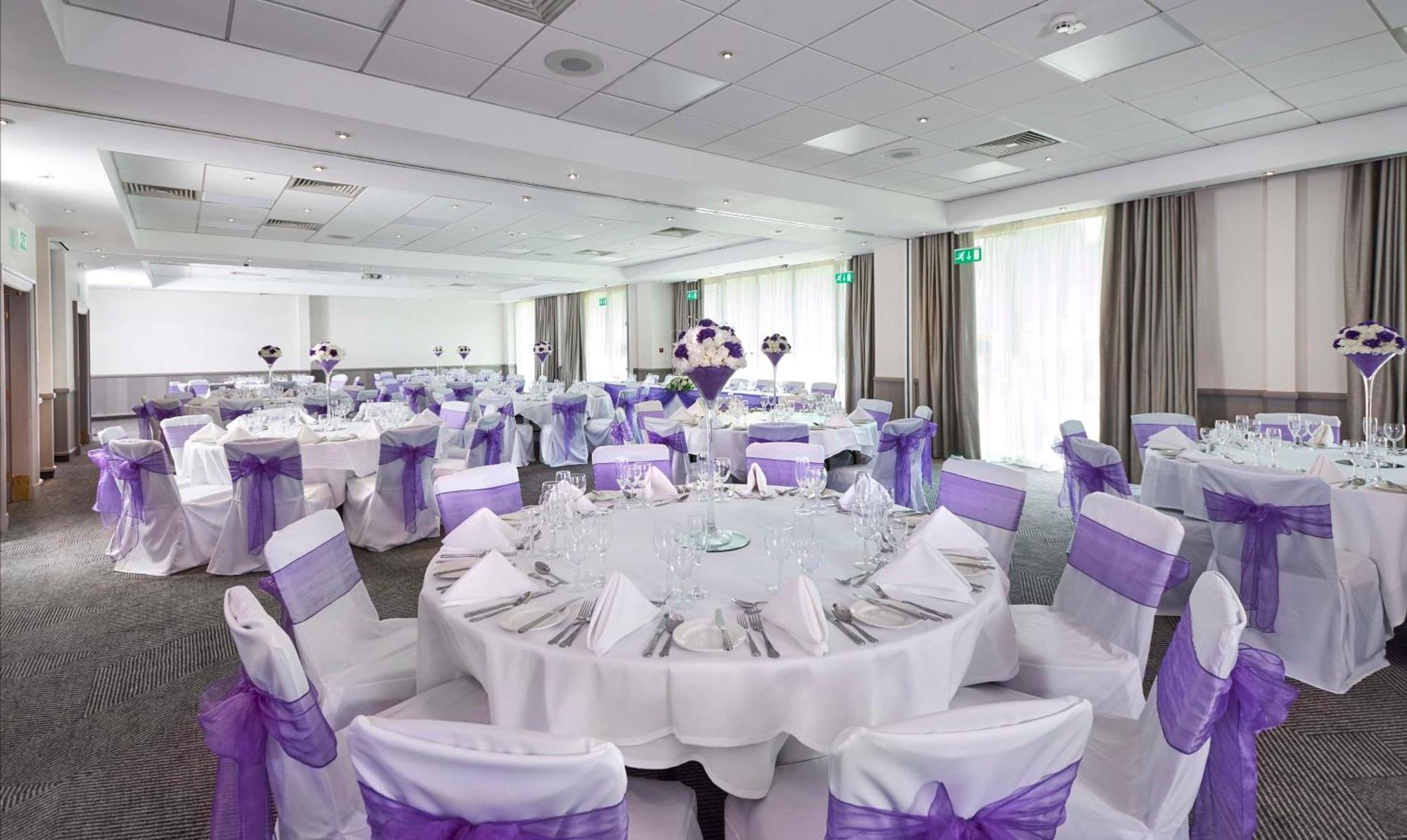Отель Doubletree By Hilton Bristol North Экстерьер фото
