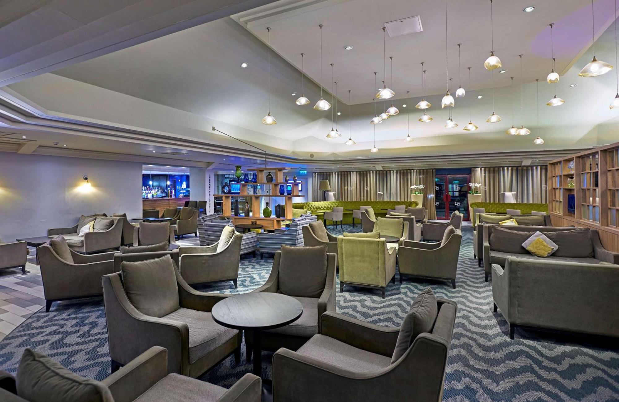 Отель Doubletree By Hilton Bristol North Экстерьер фото